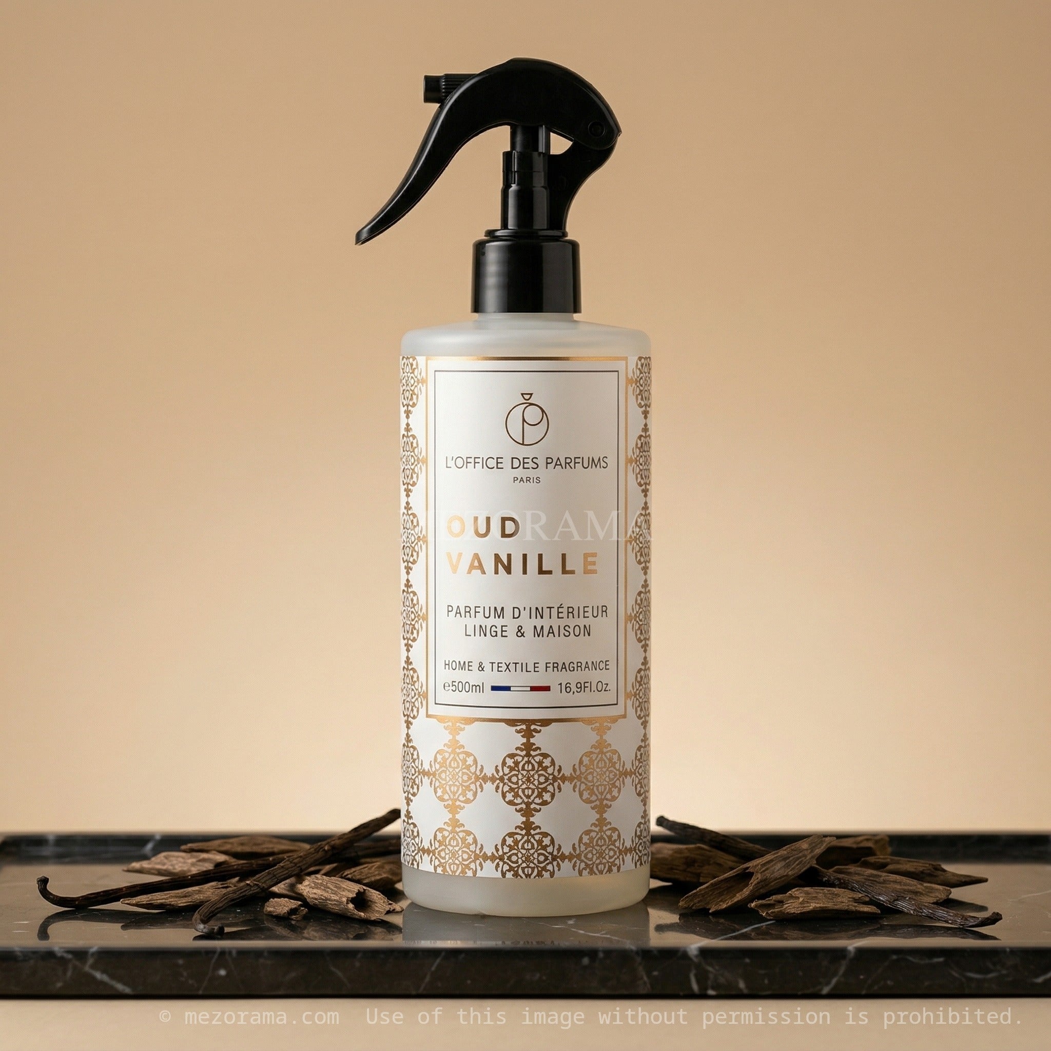 Ambiance luxueuse et chaleureuse, L'Office des Parfums, Oud Vanille, Spray textile et maison, 500ml